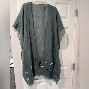 Unique lightweight Cape